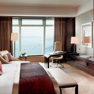 Deluxe Seaview King Room